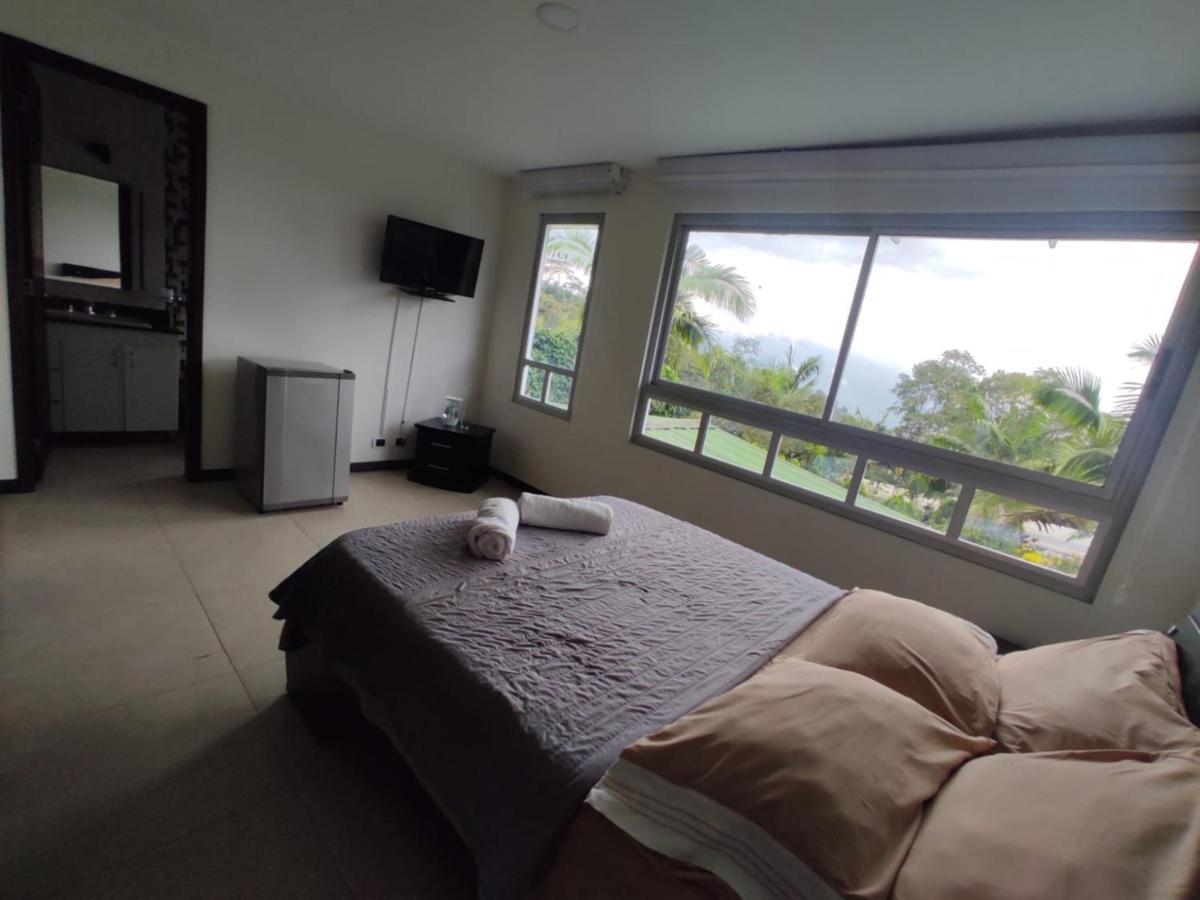 Habitacion Privada En Finca Turistica Hualcala La Mesa  Eksteriør bilde