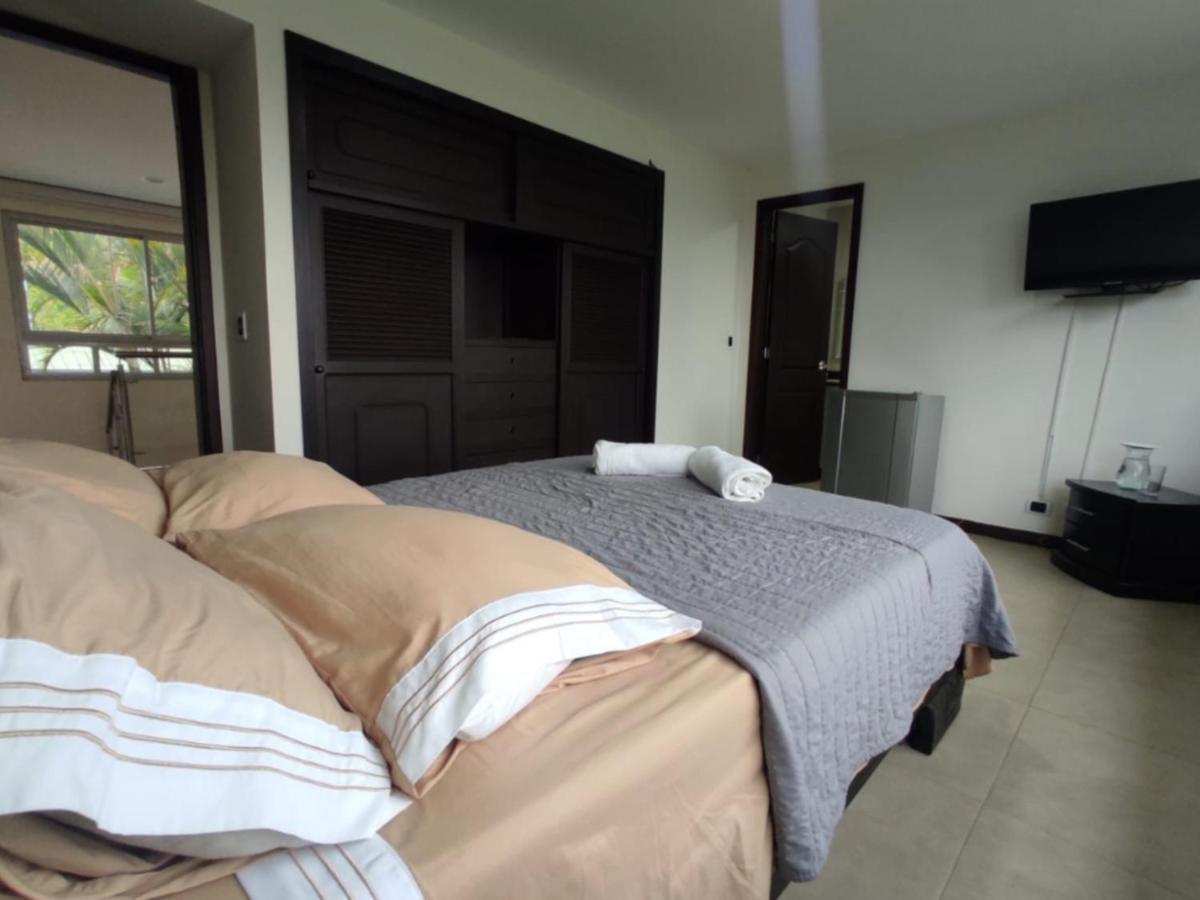 Habitacion Privada En Finca Turistica Hualcala La Mesa  Eksteriør bilde